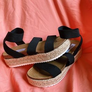 Steve Madden Kimmie flatforms